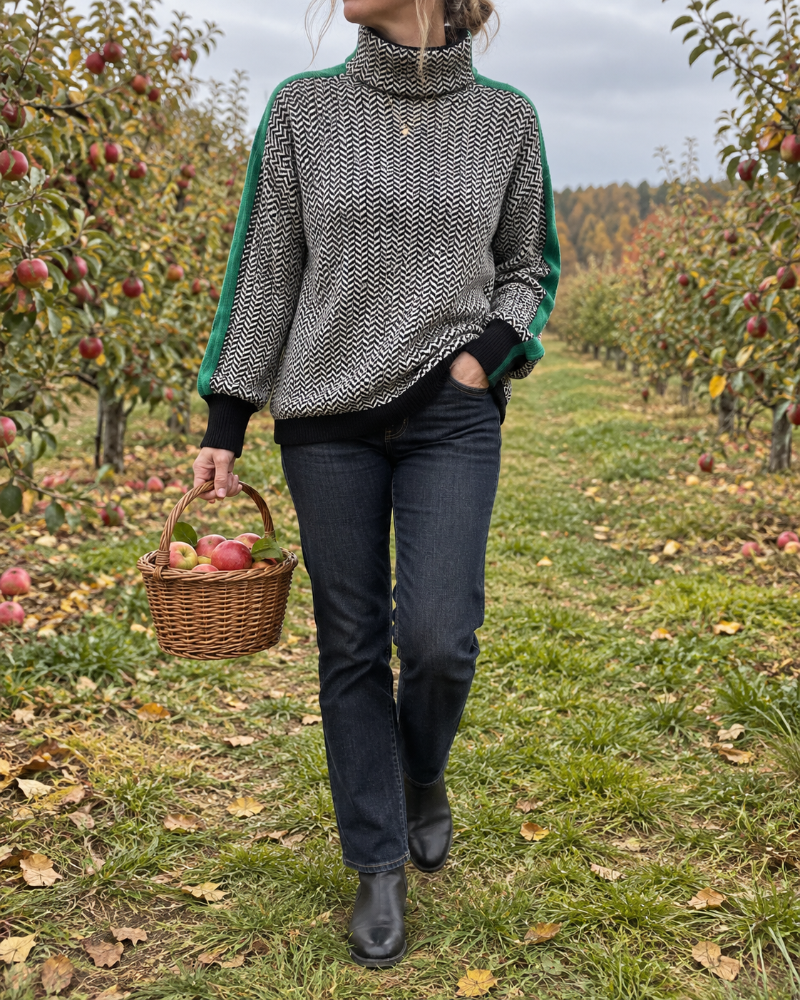 Florine - Contrast Turtleneck Sweater
