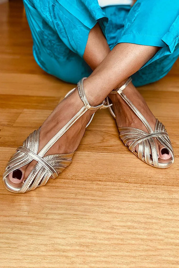 Lori - Glossy Low Peep-Toe Sandals with T-Strap