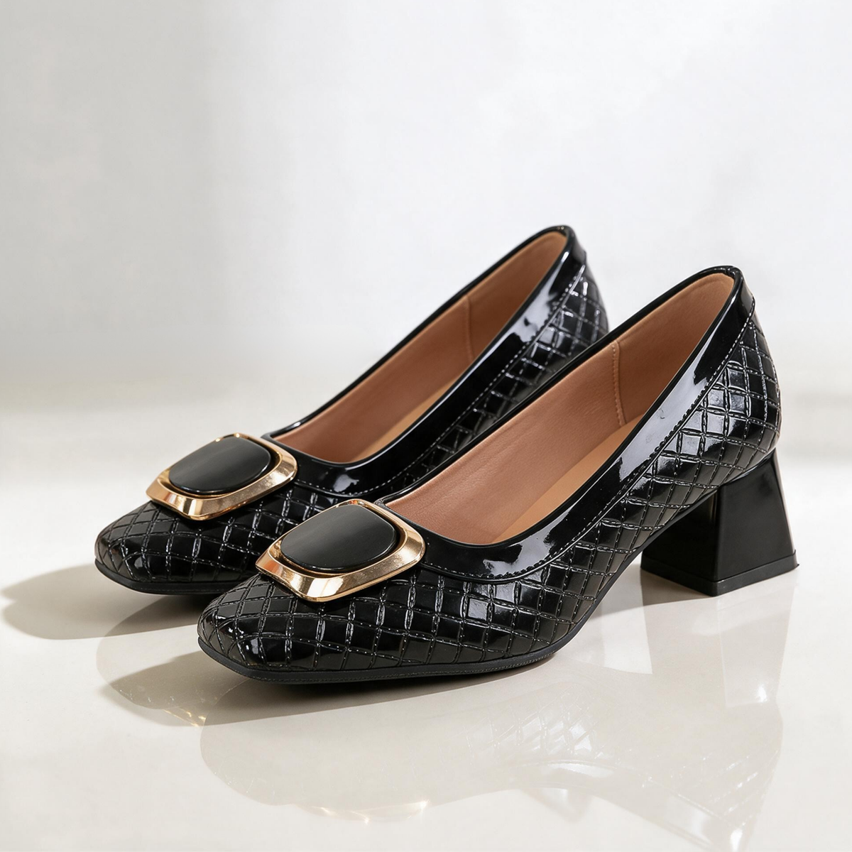 Flavia Lattice Flats