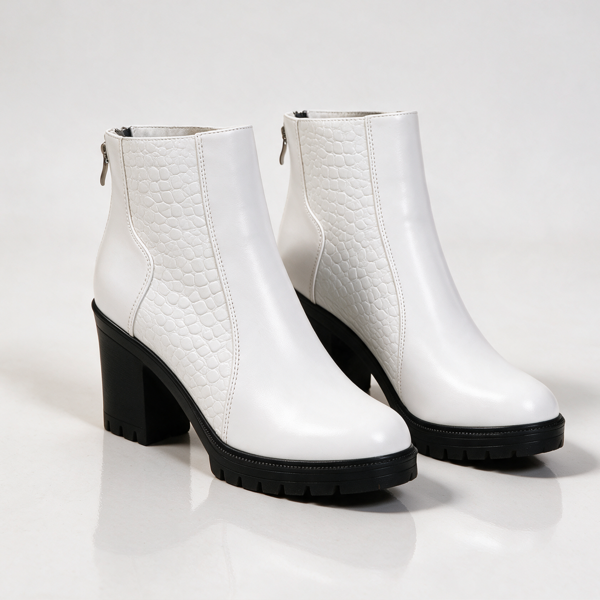 Lucendra Scale Boots