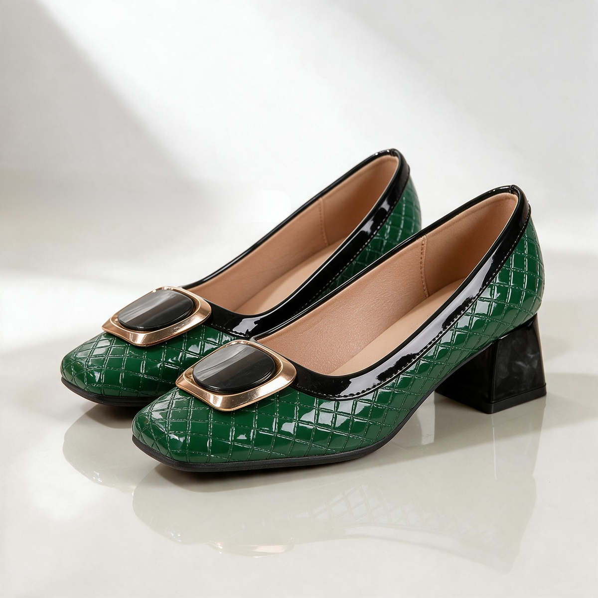 Flavia Lattice Flats