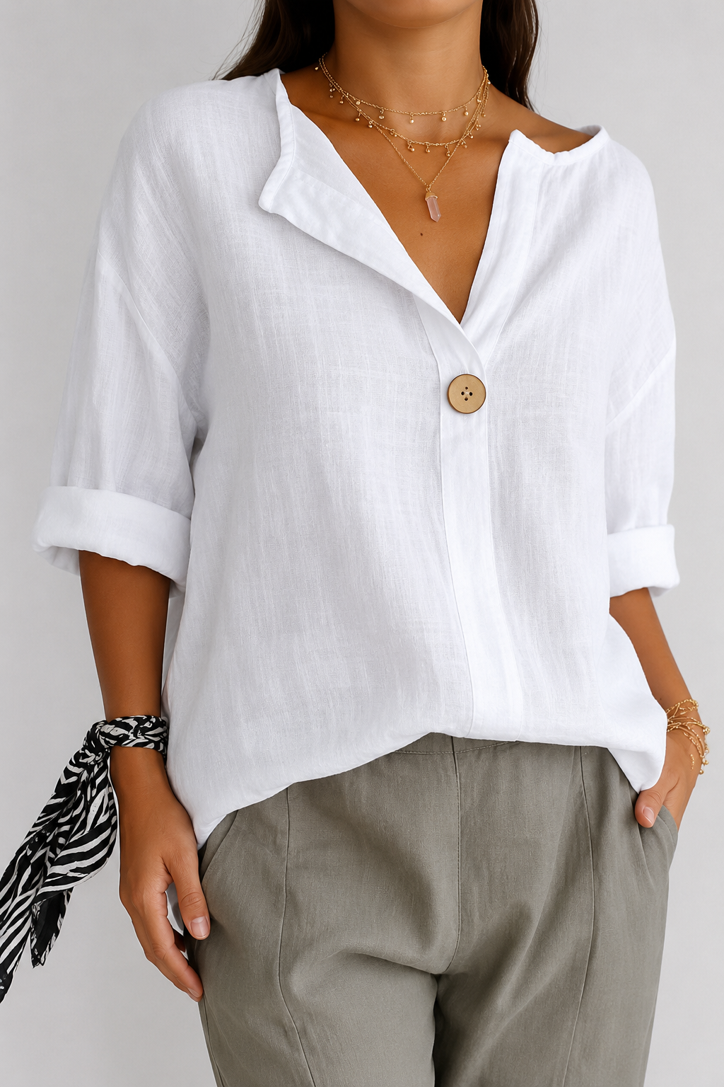 Zamma | Relaxed V-Neck Top