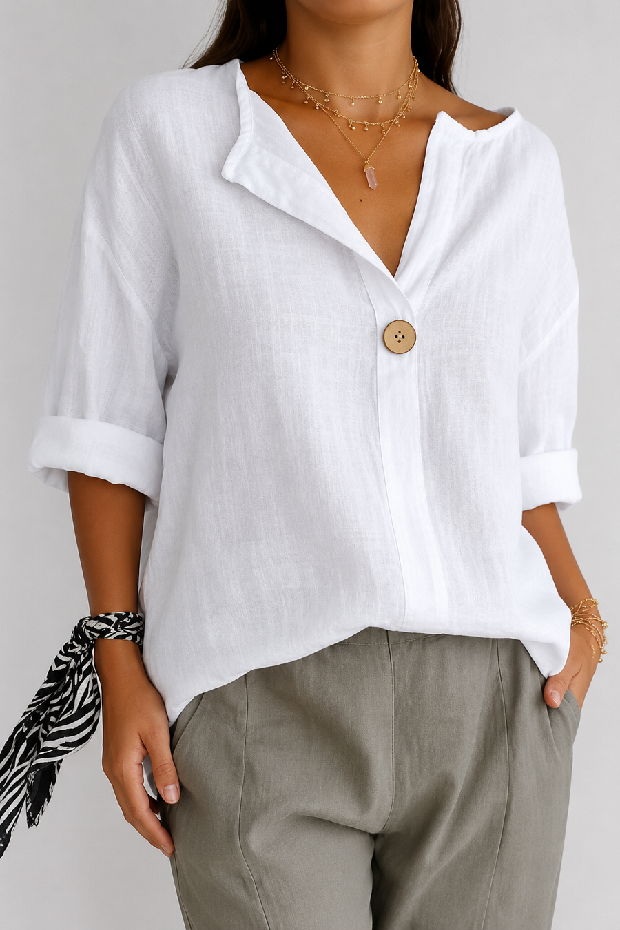 Zamma | Relaxed V-Neck Top