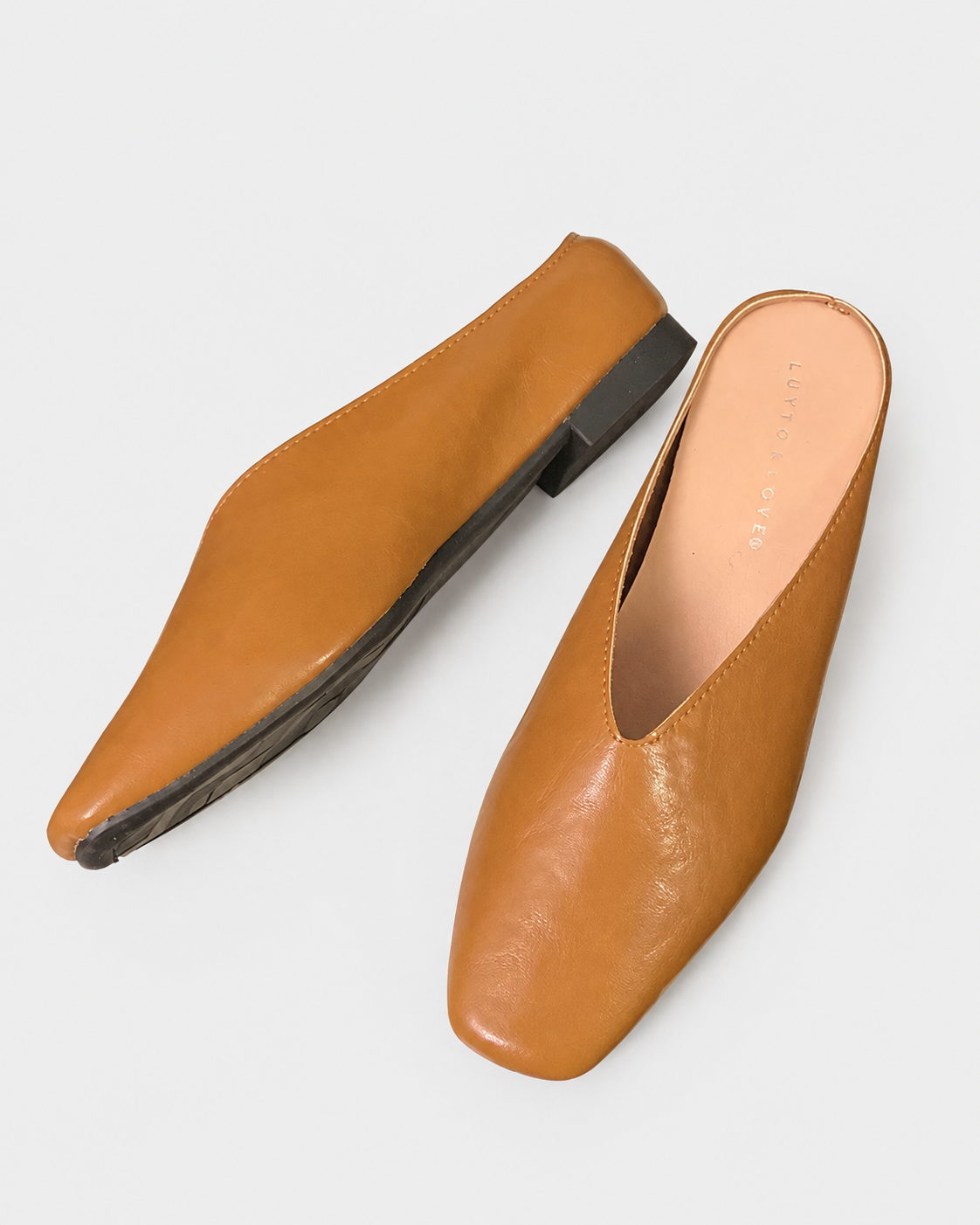 Vale Leather Flats
