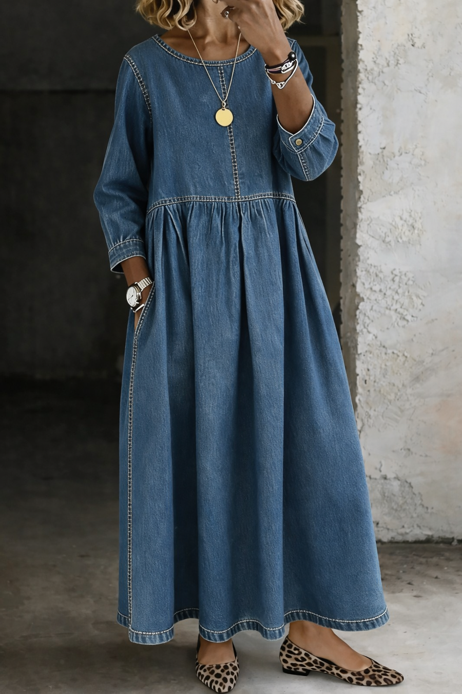 Susanna | Relaxed Round-Neck Maxi Dress