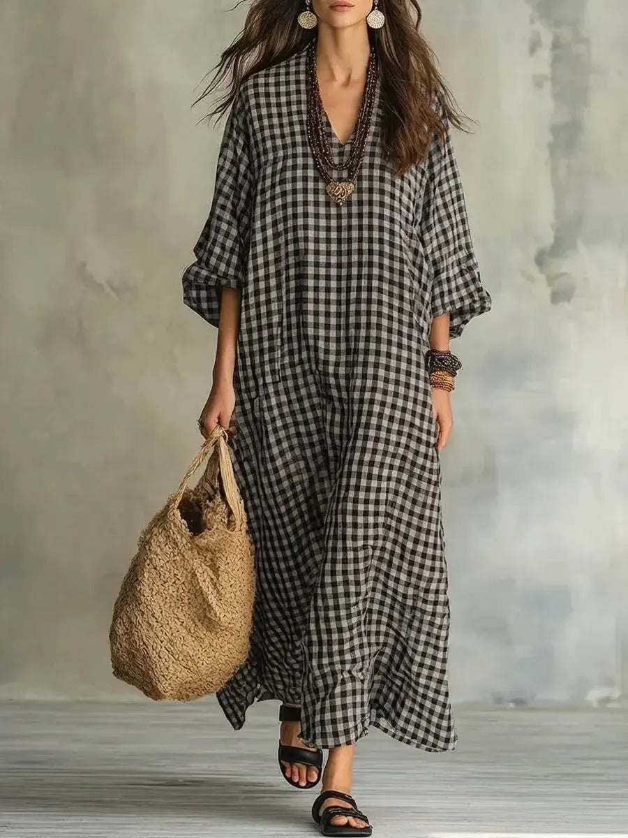 Harper – Relaxed Plaid V-Neck Maxi Dress