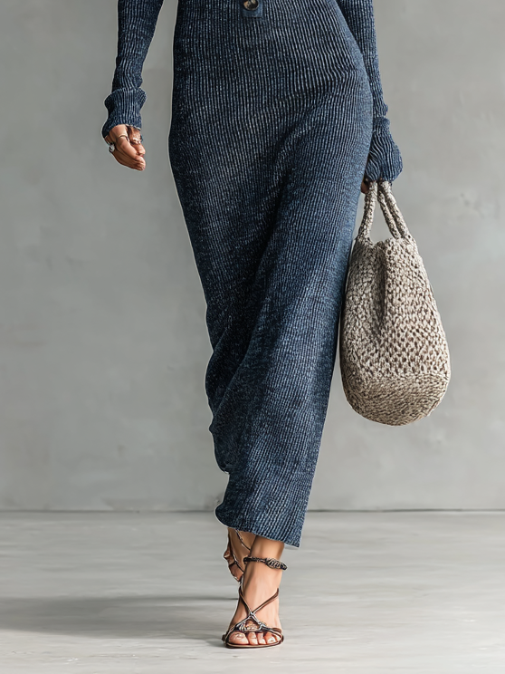 Sienna – Hooded Knit Maxi Dress