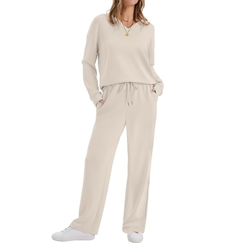 Sophie – Relaxed V-Neck Knit Lounge Set