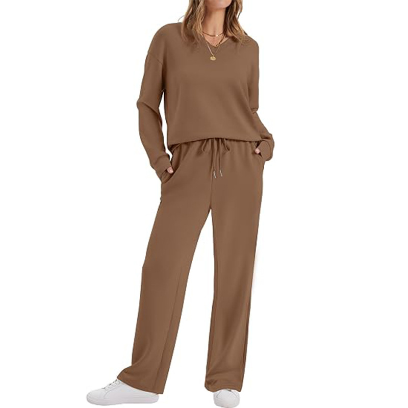 Sophie – Relaxed V-Neck Knit Lounge Set
